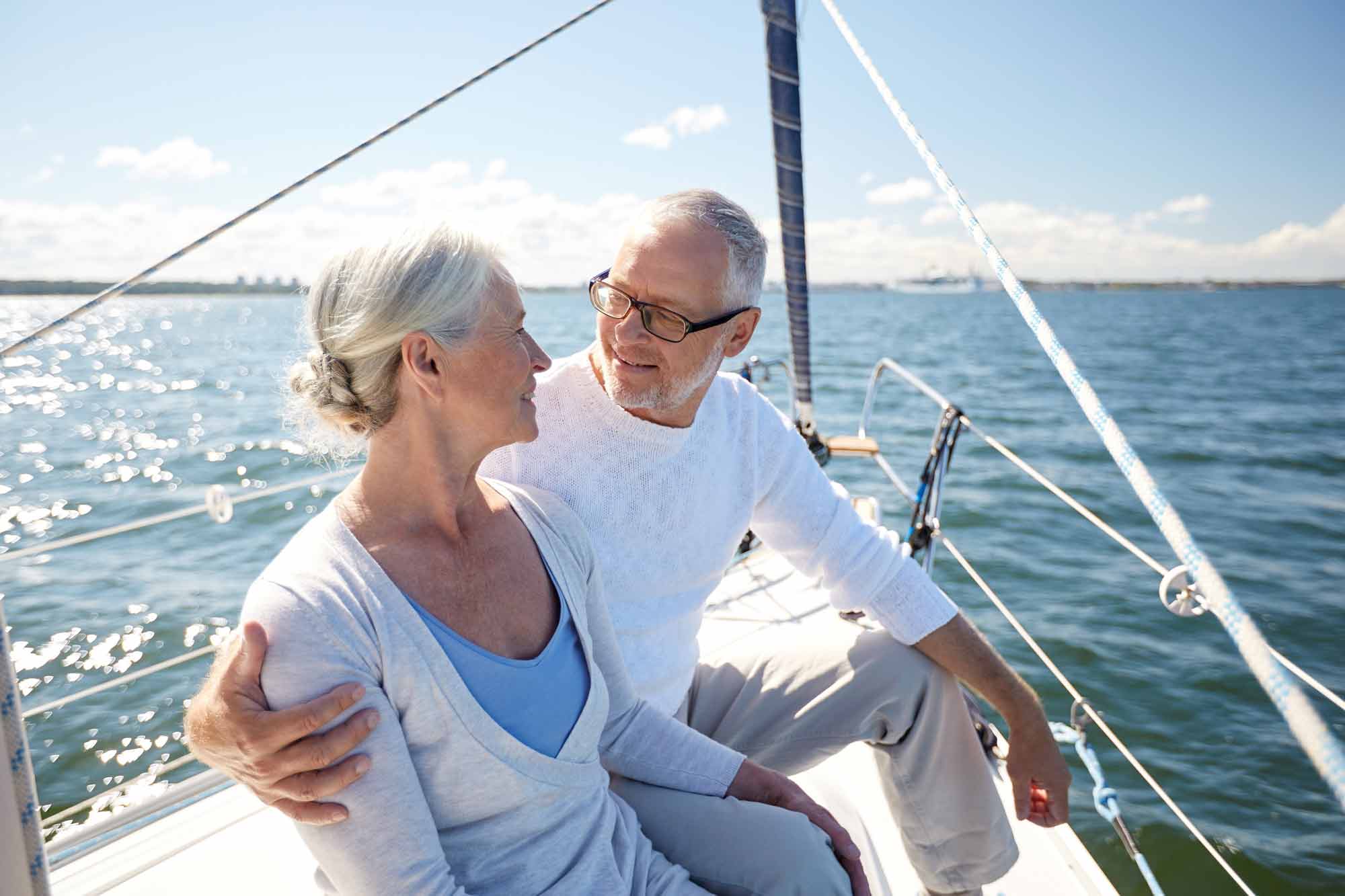 seniors-couple-on-sailboat